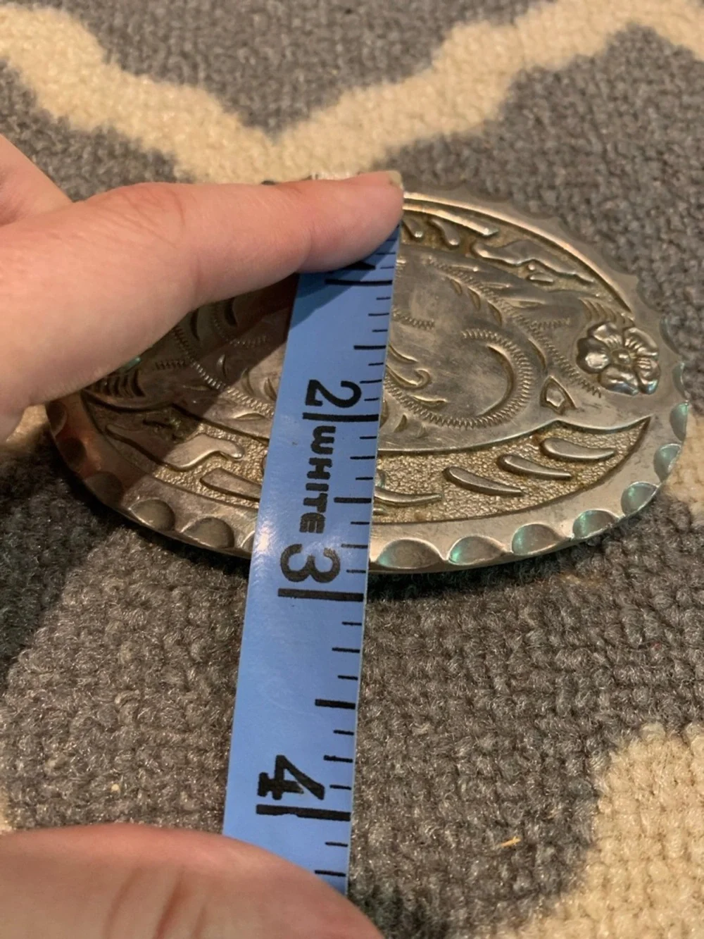 Vintage Western Style  Engraved Oval Belt Buckle - Silver Tone